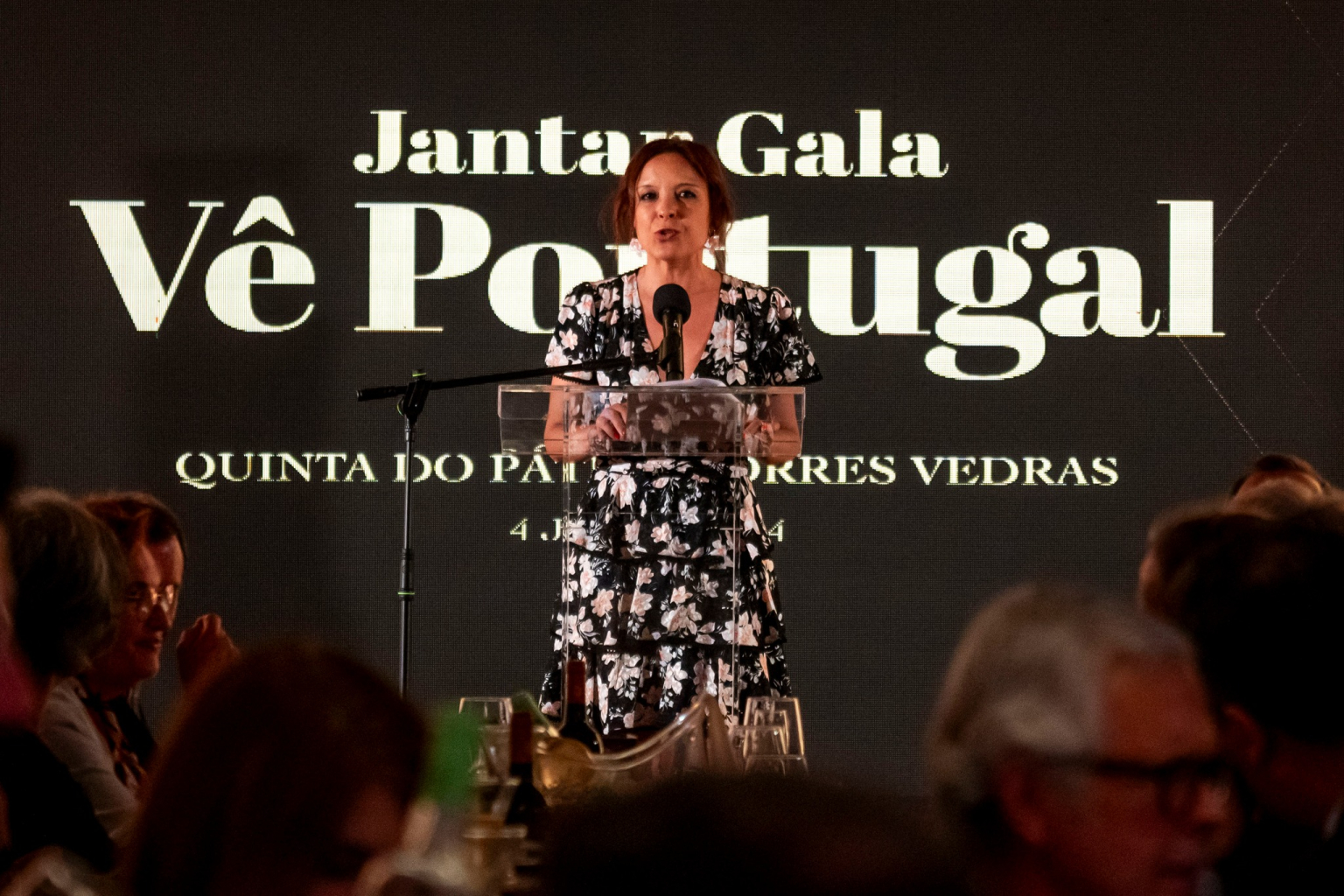 Imagem não disponível sobre: Prémios dos concursos TCP entregues no Jantar Oficial “Vê Portugal” em Torres Vedras