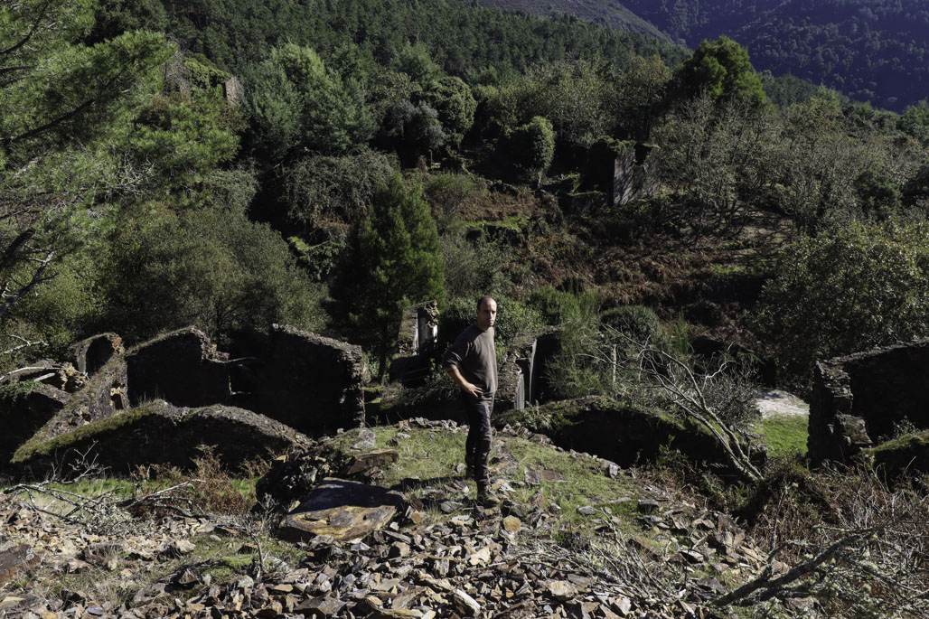 Imagem não disponível sobre: Aldeia abandonada na Lousã vai ser transformada na aldeia sustentável e tecnológica do futuro
